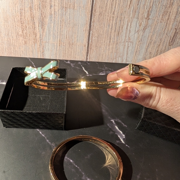 2 Kate Spade Elegant Gold Bangle Bracelets EUC - Picture 4 of 5